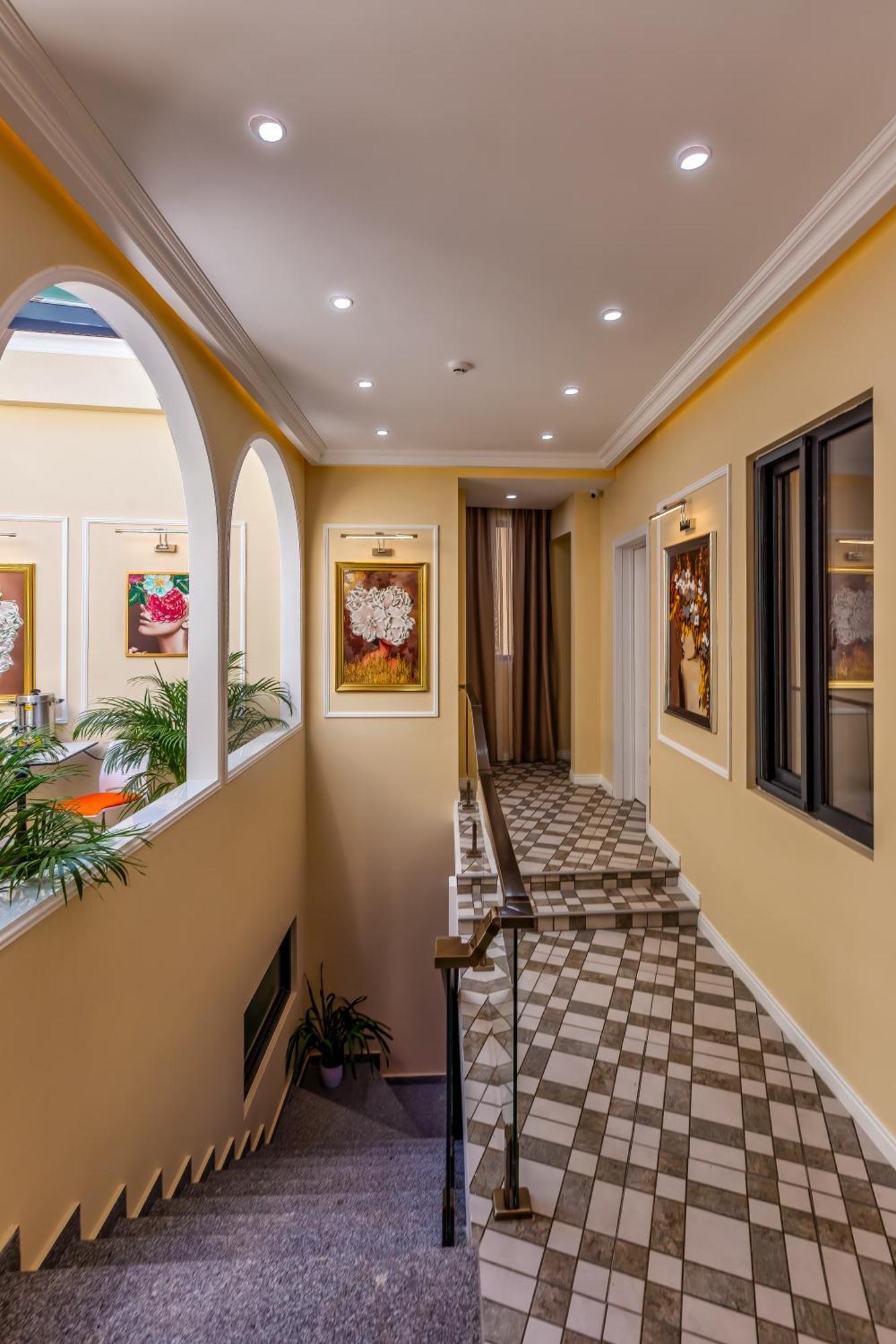 Hillside City Center Hotel Baku Exteriör bild