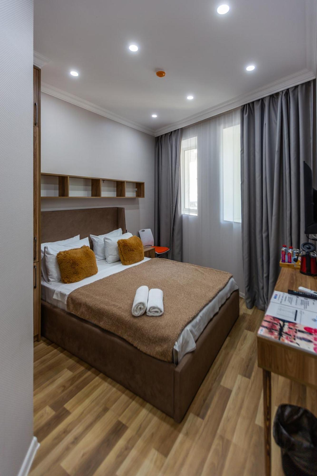 Hillside City Center Hotel Baku Exteriör bild